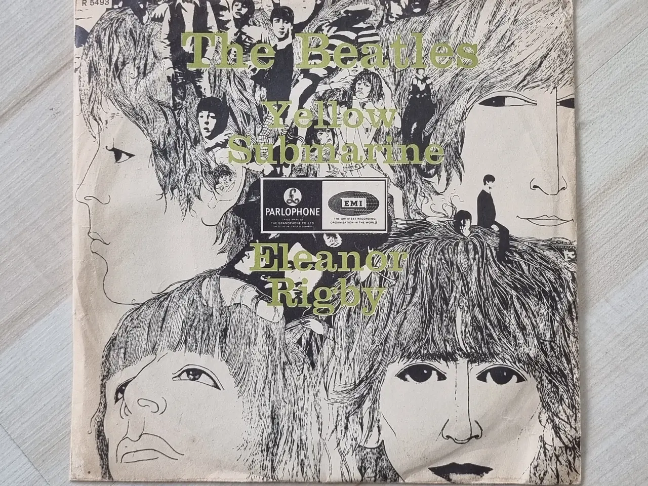 Billede 4 - Beatles-samling: single + dobbelt-LP