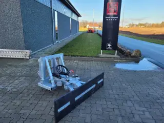 PM Foderskraber/spalteskraber hydraulisk 180 cm