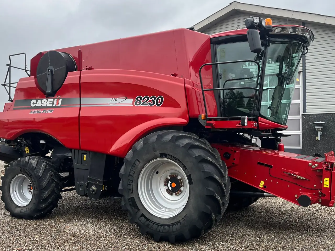 Billede 17 - Case IH Axial Flow 8230 Med 2 sideknive