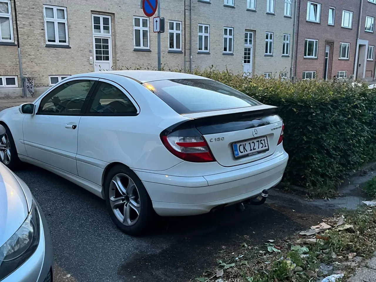 Billede 5 - MERCEDES SPORTS COUPE C180 KOMPRESSOR