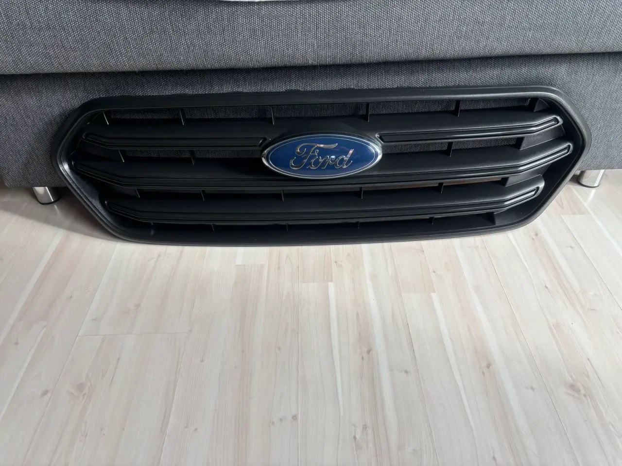 Billede 1 - Ford transit custom frontgrill sort fra årg. 2018-