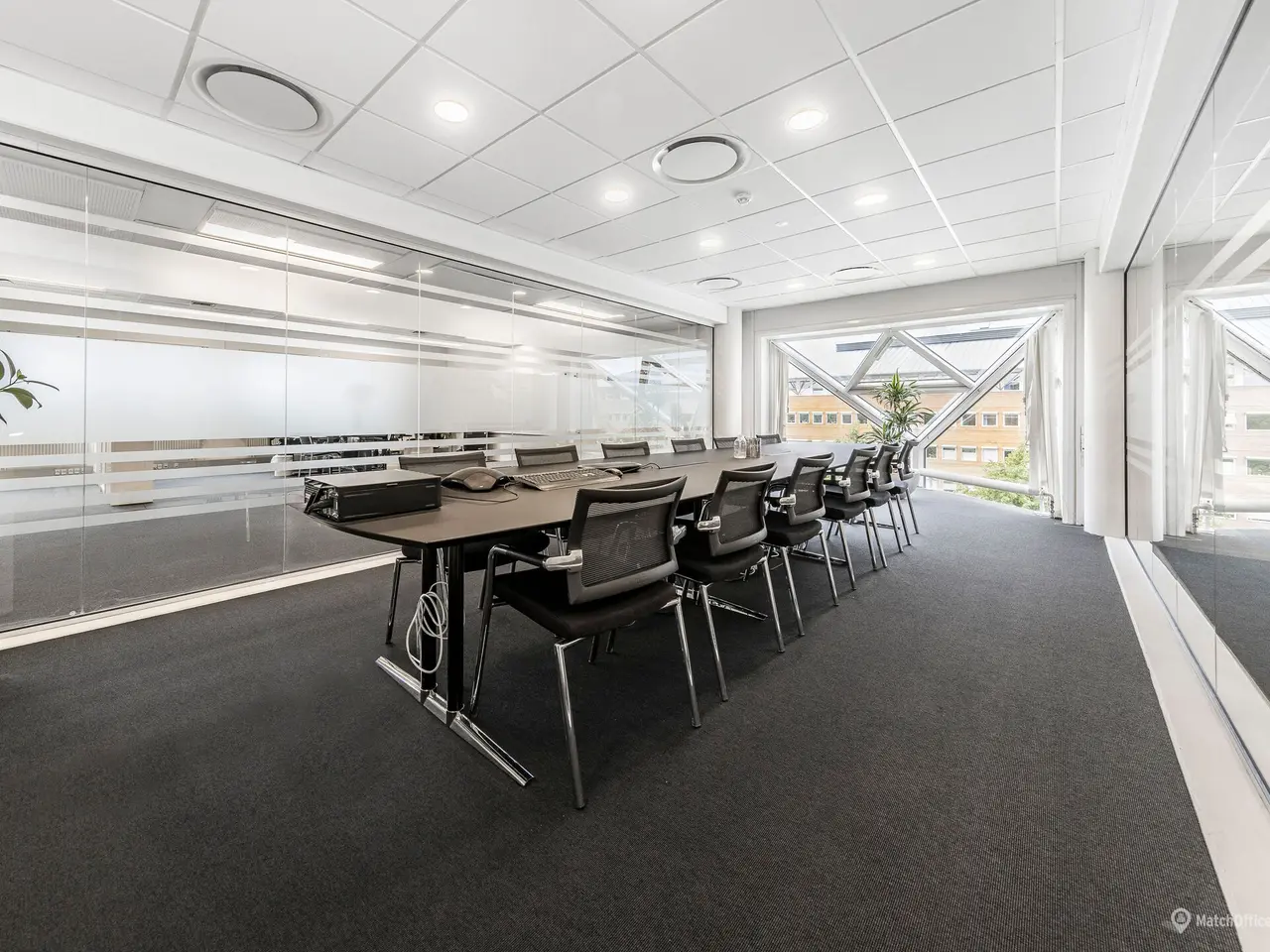 Billede 1 - Lyst og åbent kontorlejemål på 826 m²