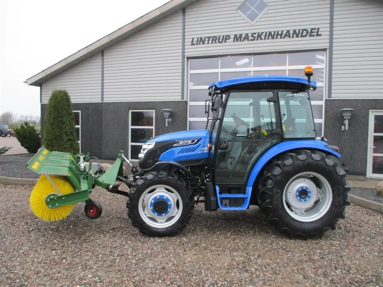Billede 6 - Solis 60 Med frontlift, frontPTO og Thyregod kost