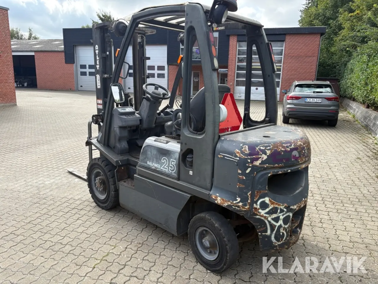 Billede 4 - Truck Nissan Y1D2A25T