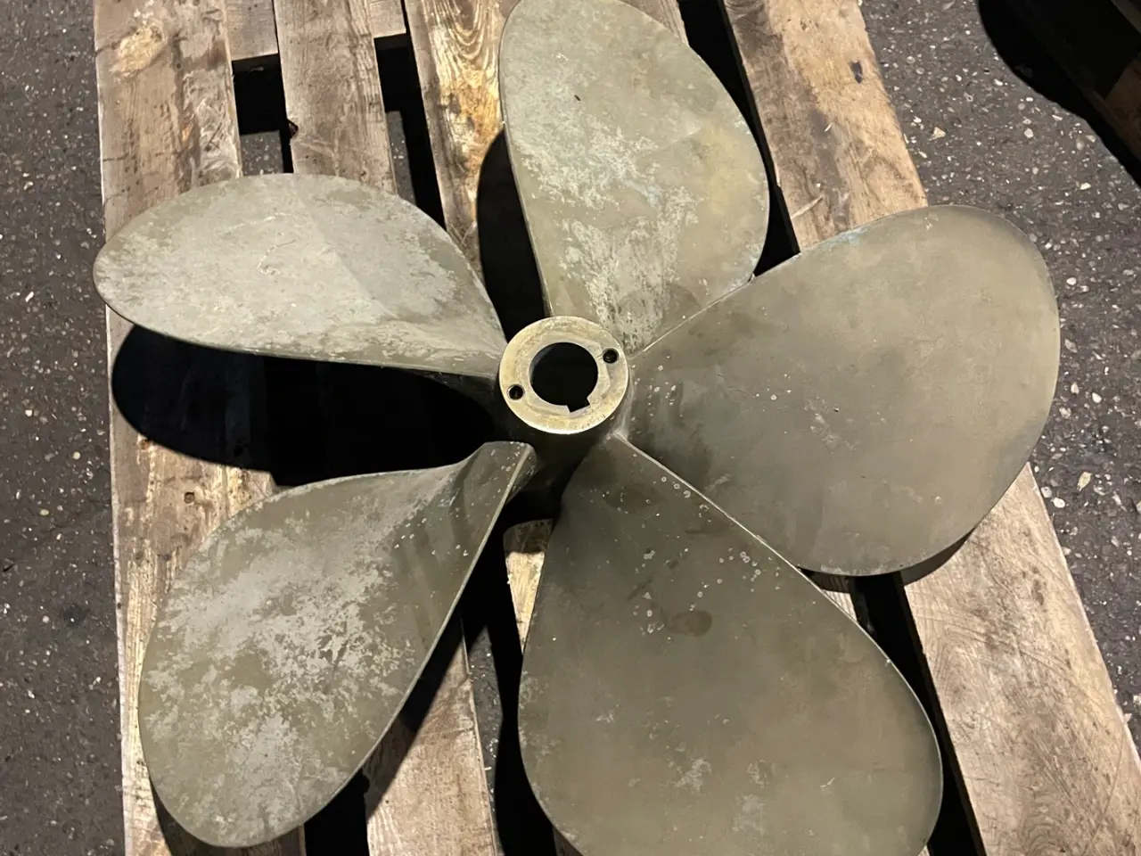 Billede 10 - Propeller 5 bladet 32x37