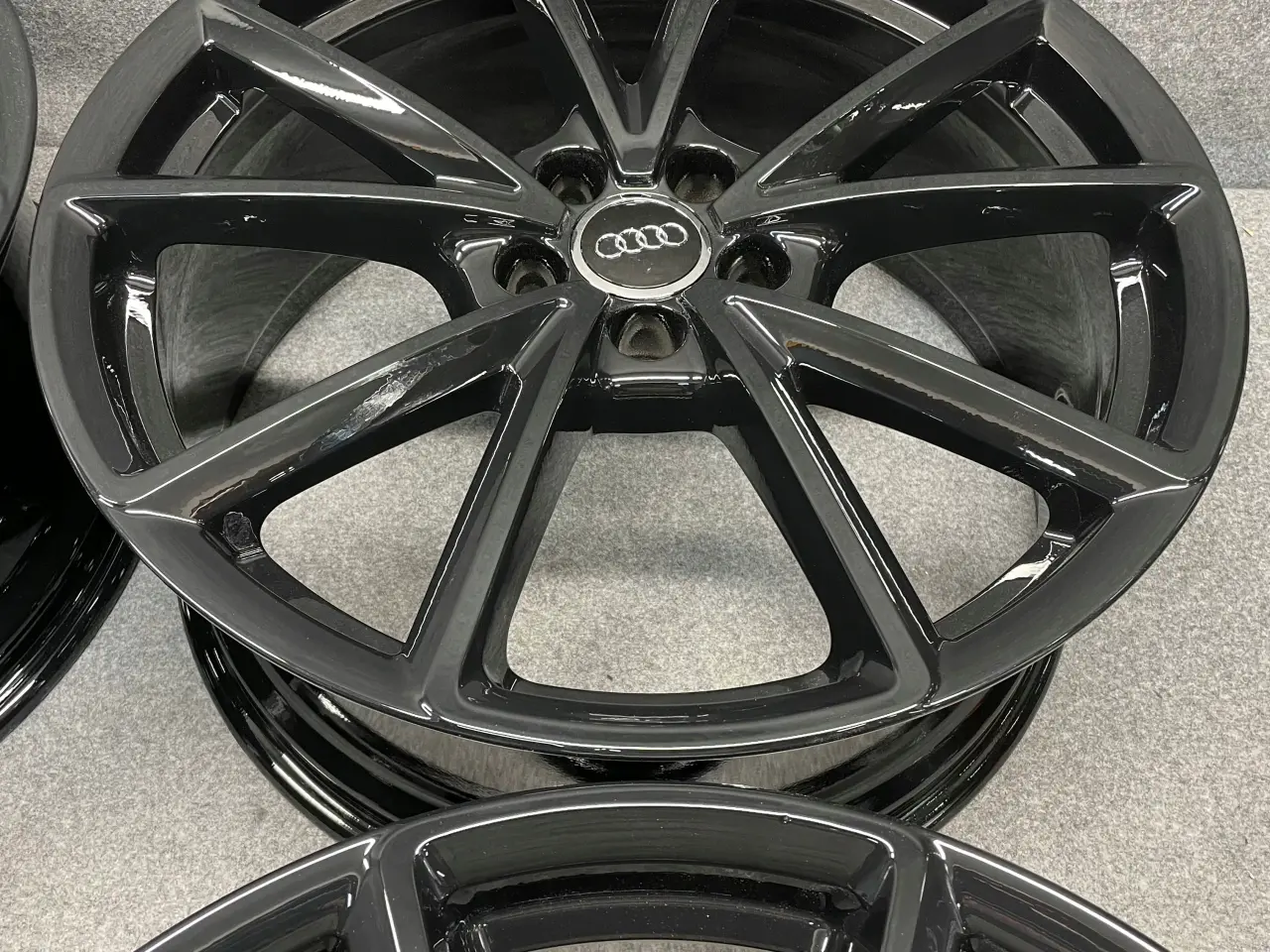 Billede 4 - ALUFÆLGE AUDI Q5 8R0 20"