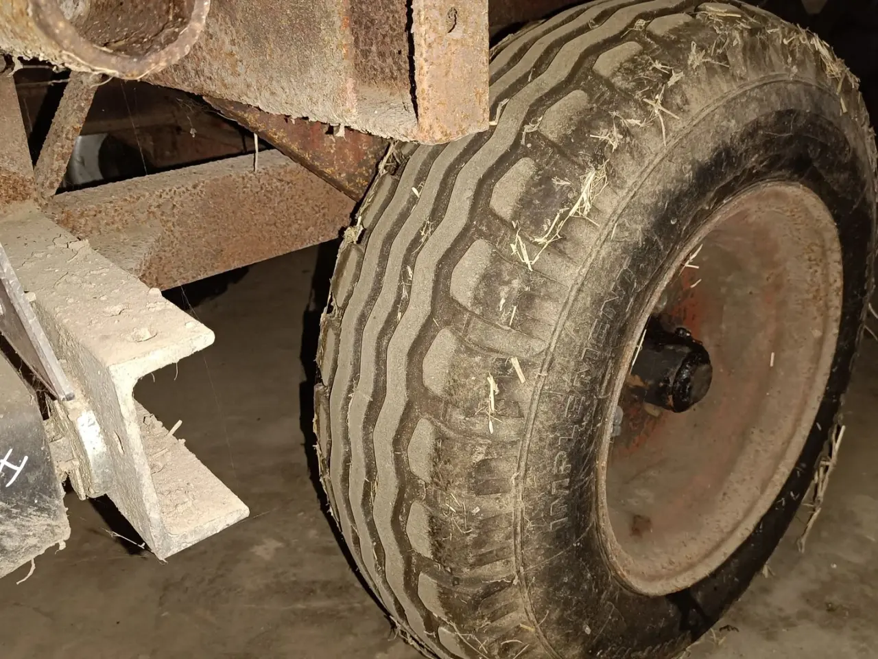 Billede 8 - - - - Tipvogn ca. 3-4 tons fin træ vogn