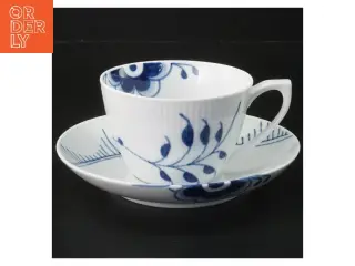 Mega mussel porcelæns tekop og underkop fra Royal Copenhagen (str. Ø 10 & 16 cm)