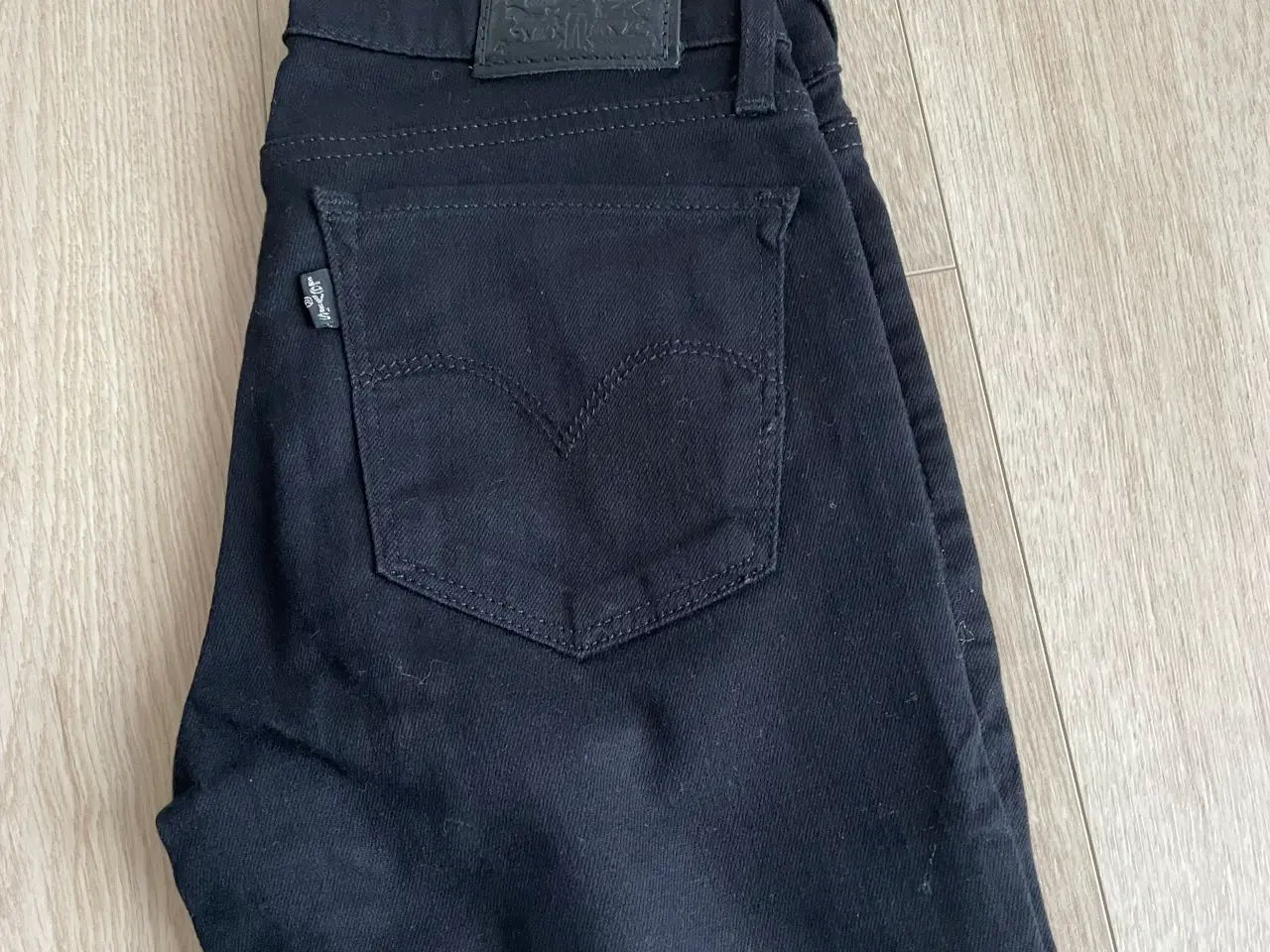 Billede 3 - Levis bukser