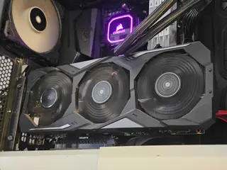 RTX 2080 - Gigabyte GAMING OC