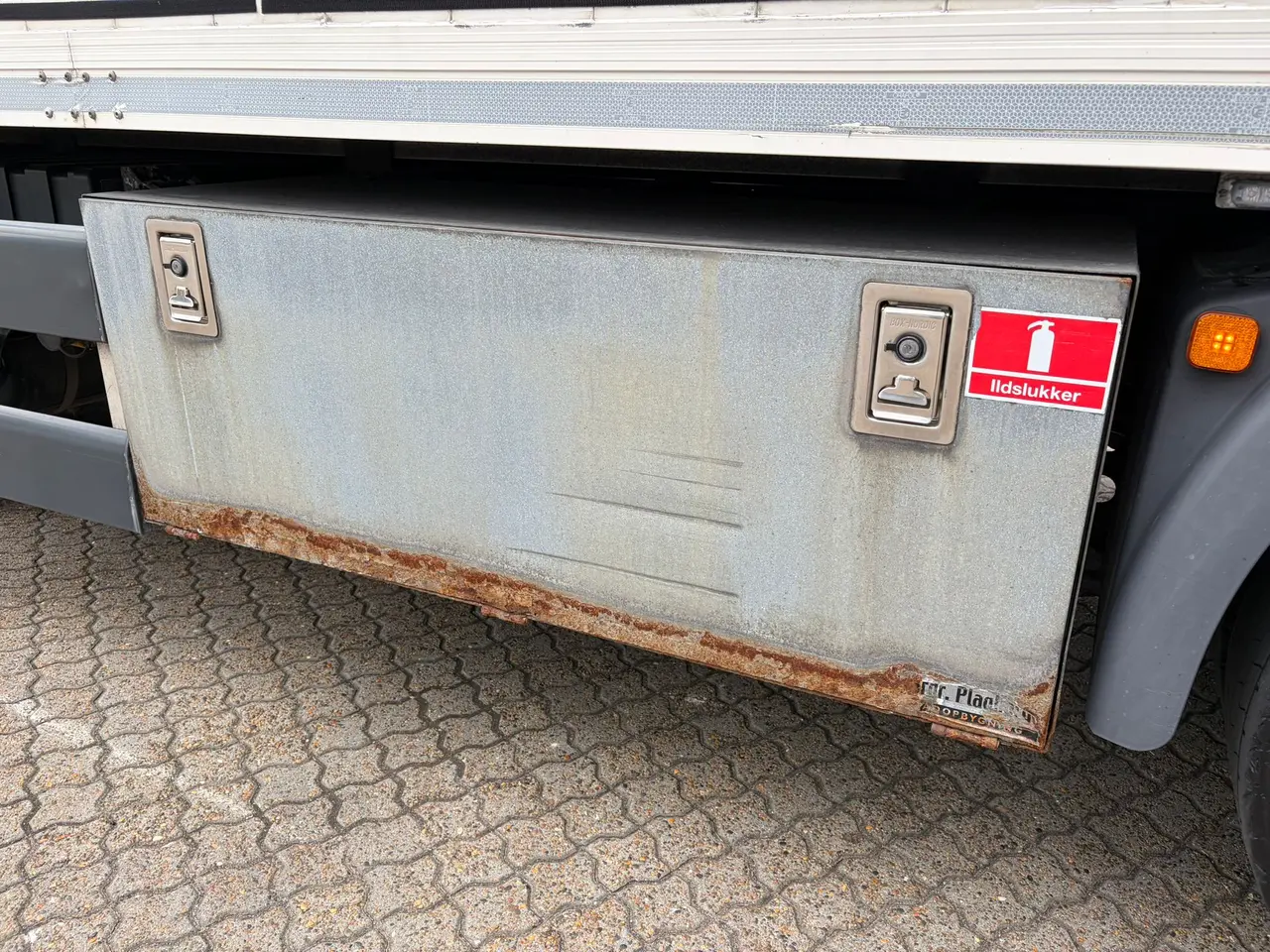 Billede 14 - MAN TGS 35.320 8x2-6, Lukket kasse