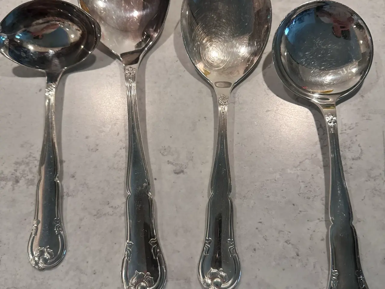 Billede 2 - Liselund serveringsbestik