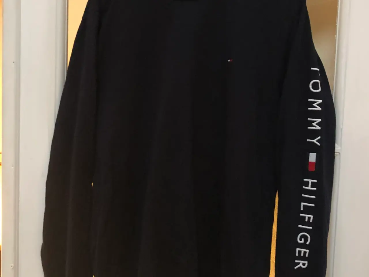 Billede 1 - Som ny Tommy Hilfiger str L blå