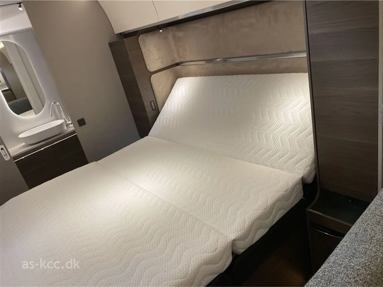 Billede 13 - 2027 - Adria Alpina 663 HT Twin Alde Centralvarme   Ny generation af Adria Alpina 663 HT