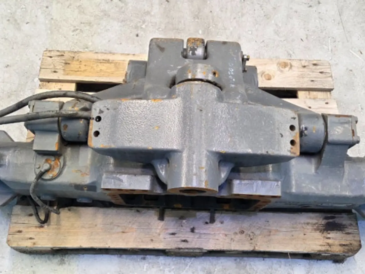 Billede 20 - Massey Ferguson 8732 Foraksel 7700106461