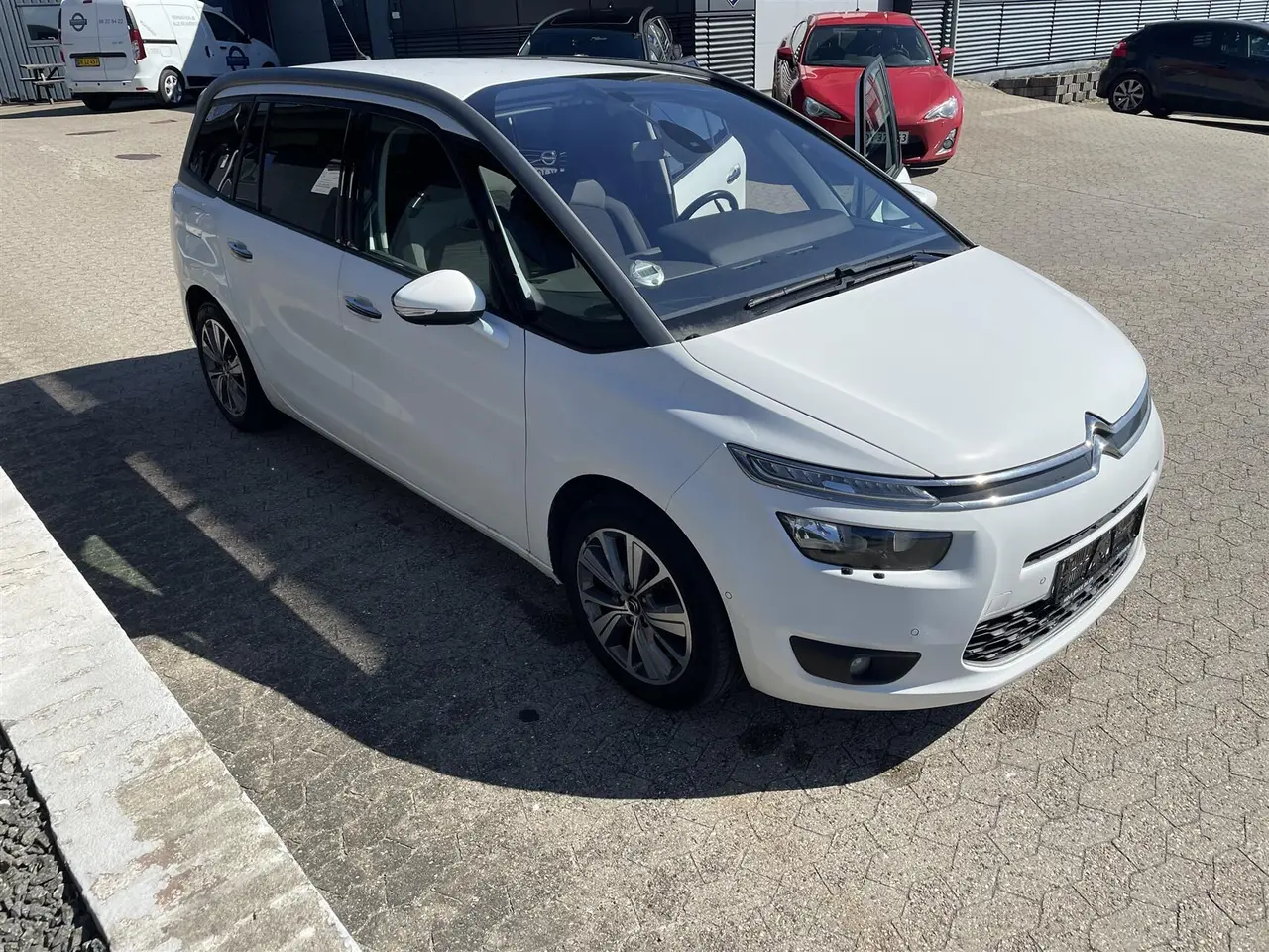 Billede 8 - Citroën C4 Picasso 2,0 Blue HDi Intensive start/stop 150HK