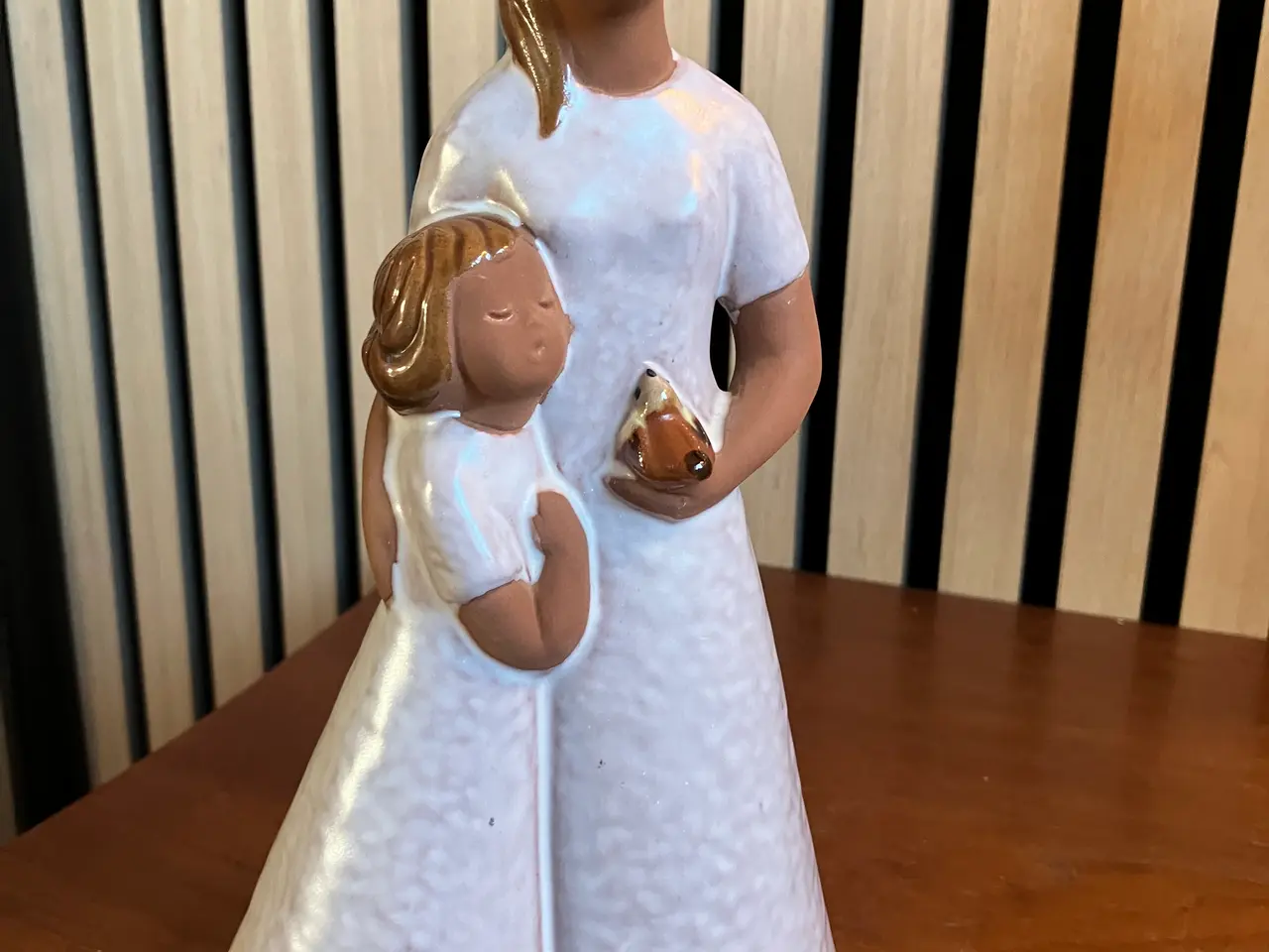 Billede 2 - Flot svensk Jie figur- mor/barn