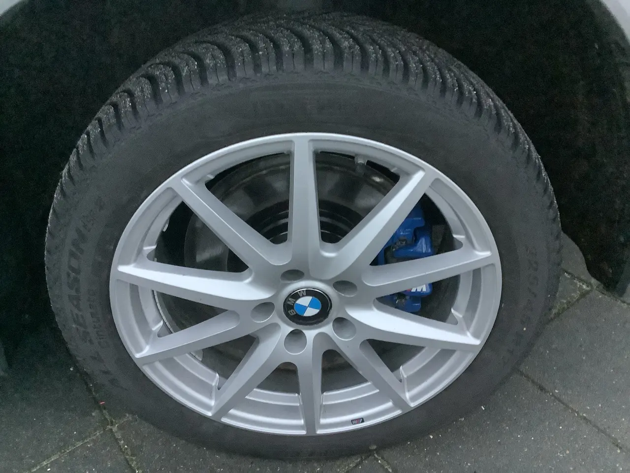 Billede 2 - Alufælge med vinterdæk til BMW 118i