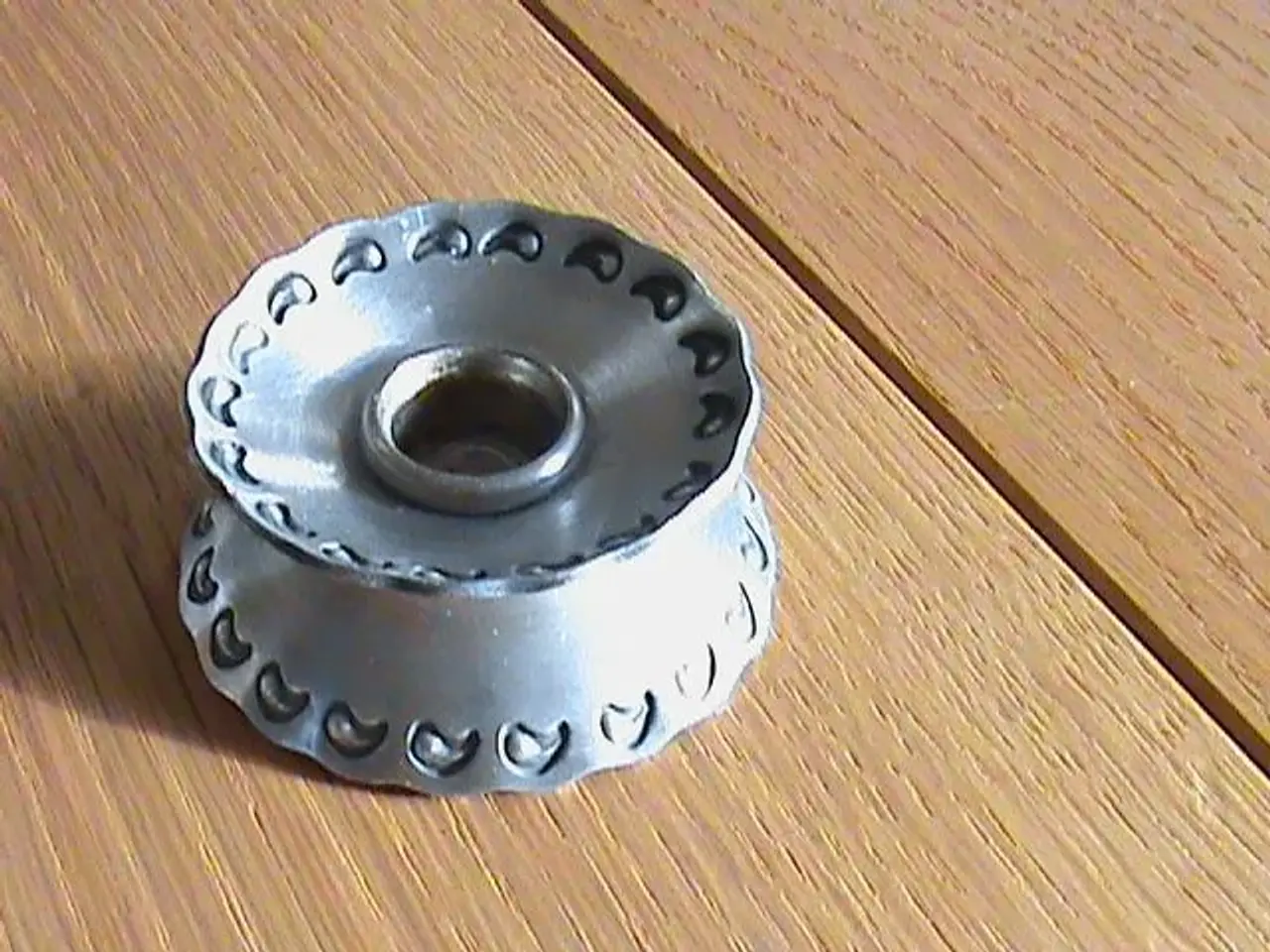 Billede 1 - Lysestage Løgeskov tin