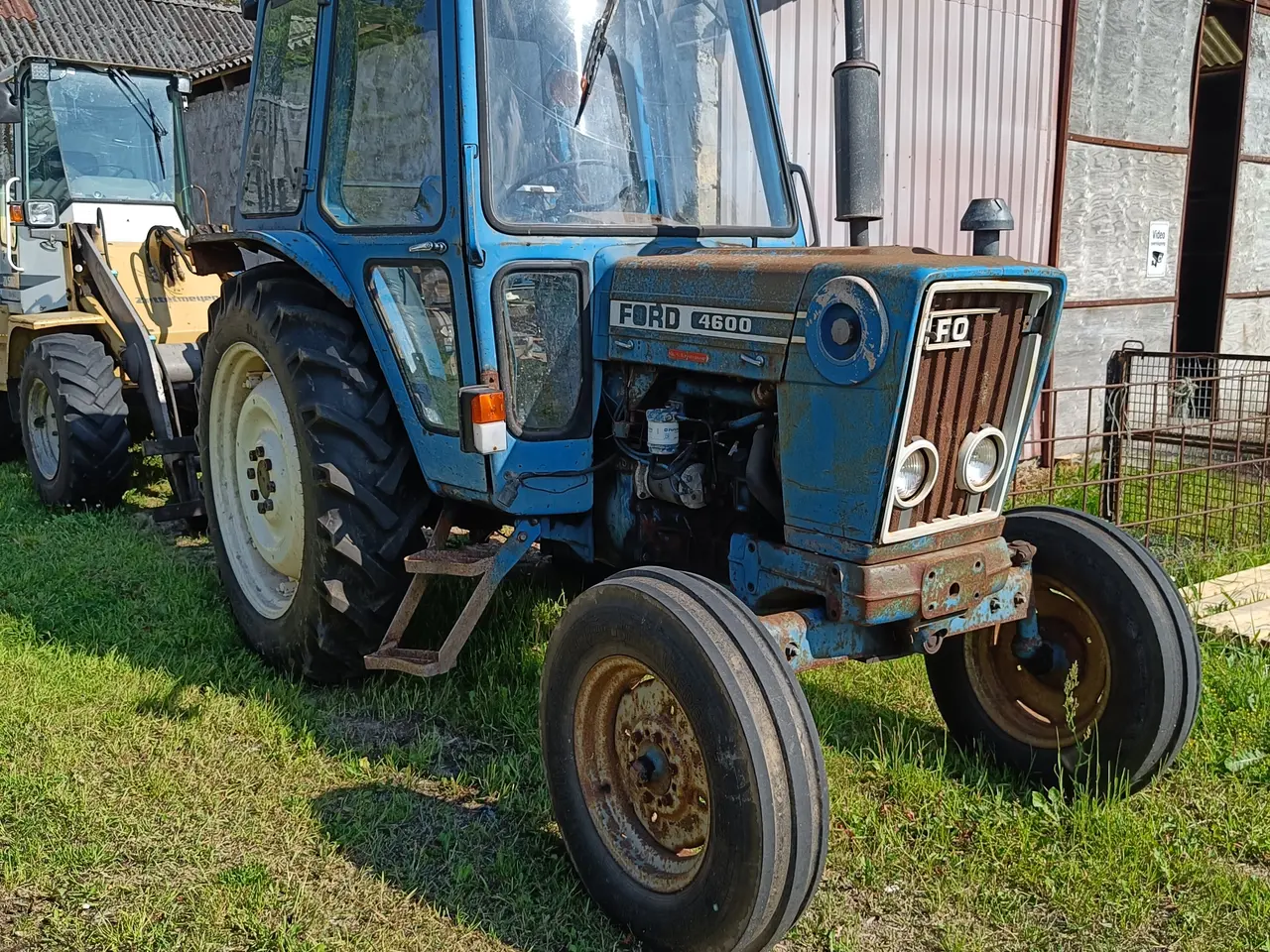 Billede 2 - Ford 4600 Traktor med Q hus