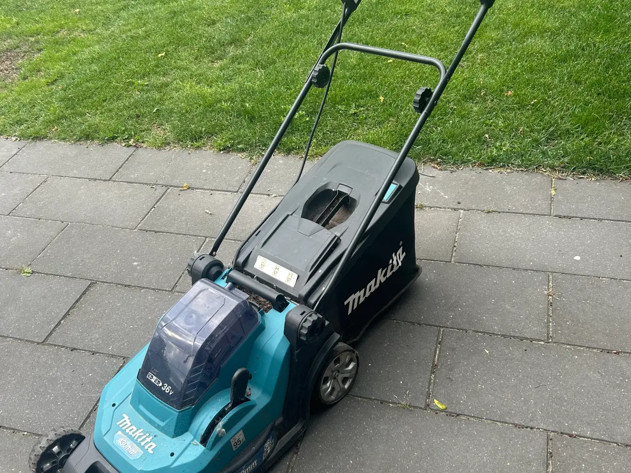 Billede 4 - Makita græsklipper