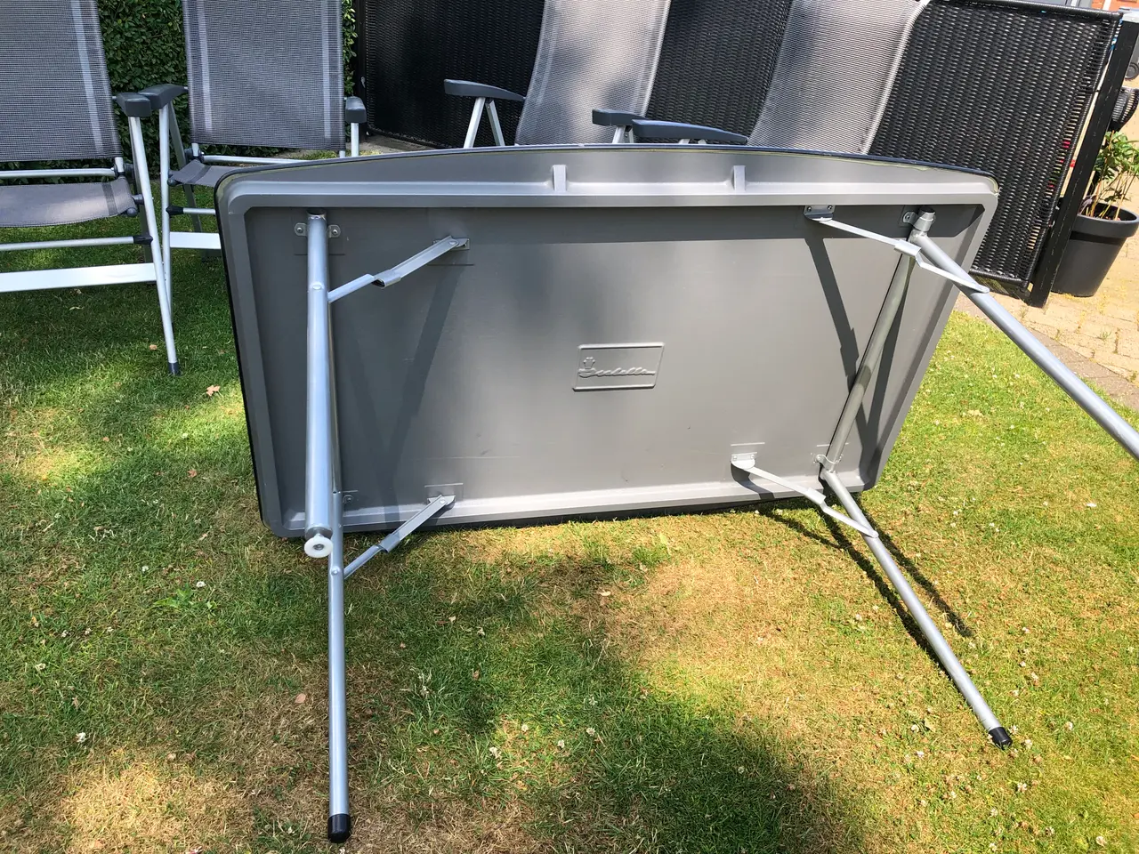 Billede 3 - Campingbord med 4 stole