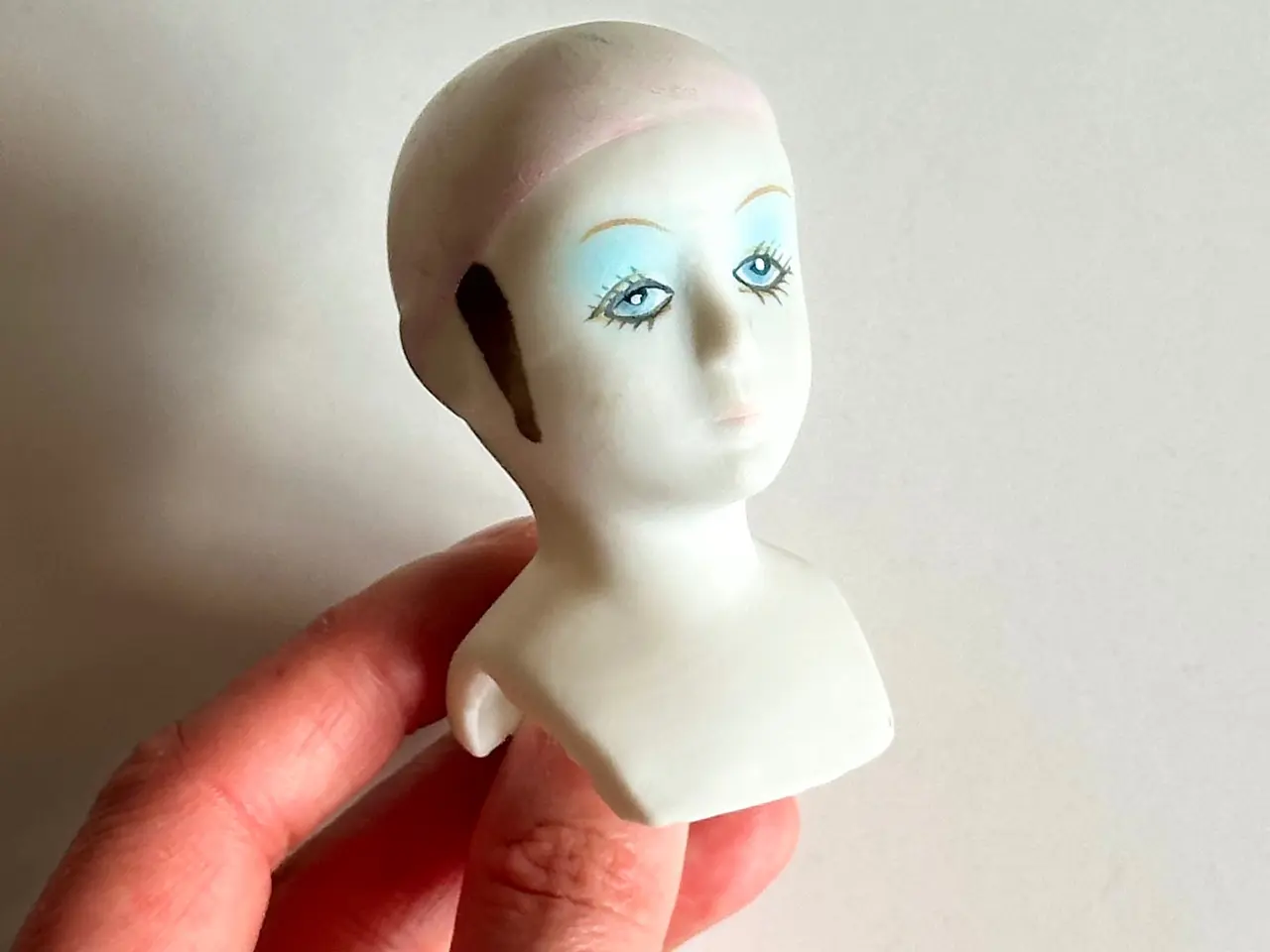 Billede 3 - Dukkehoved, porcelæn