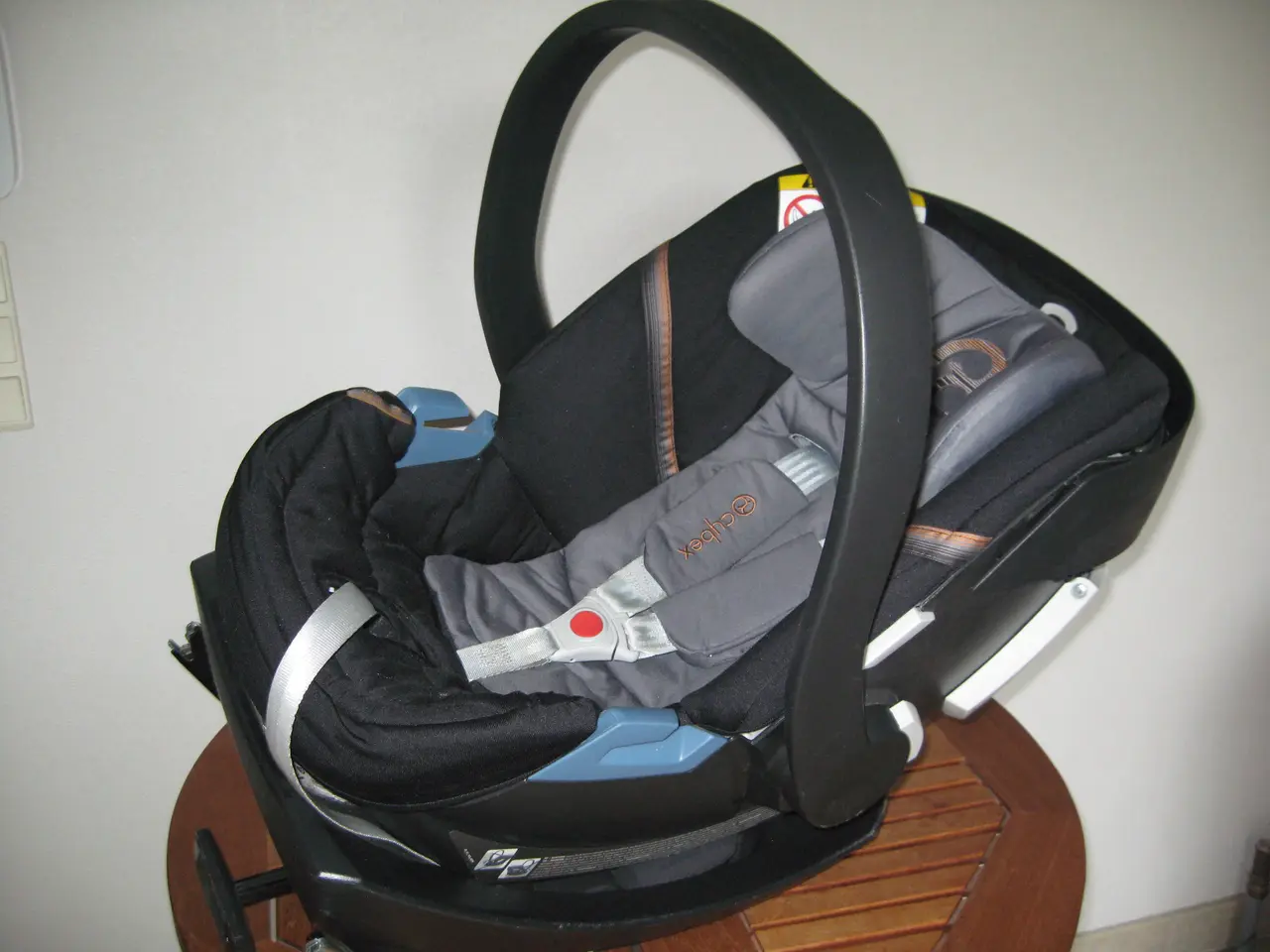 Billede 4 - Baby-autostol, aftagelig med base.