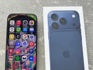 ekstremt velholdt iphone 17 pro