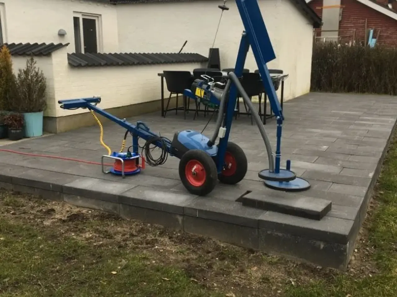 Billede 1 - Vaccum flise lægger