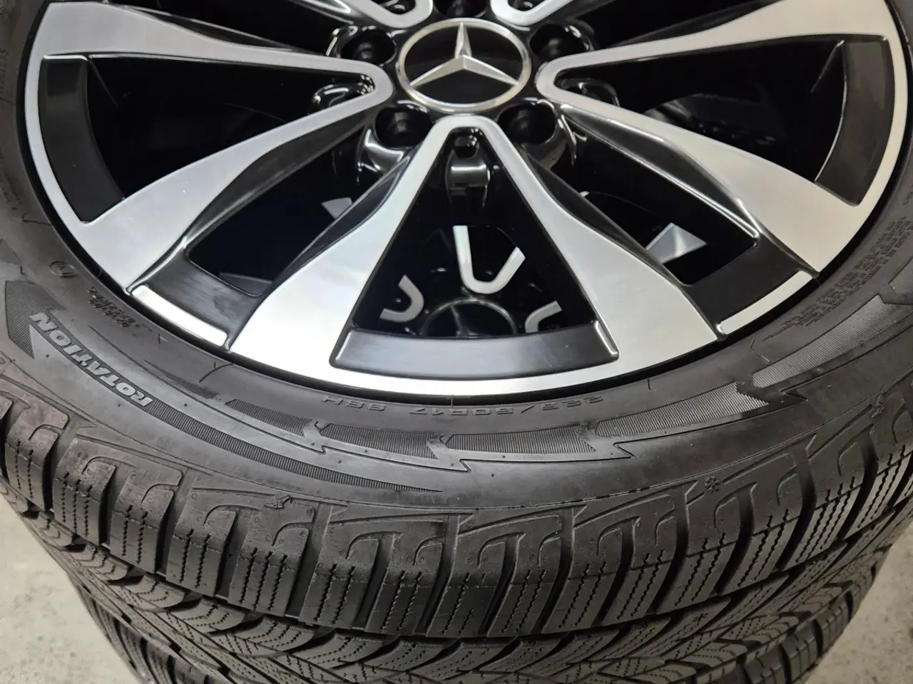 Billede 2 - MERCEDES ORIGINAL ALUFÆLGE MED VINTERDÆK