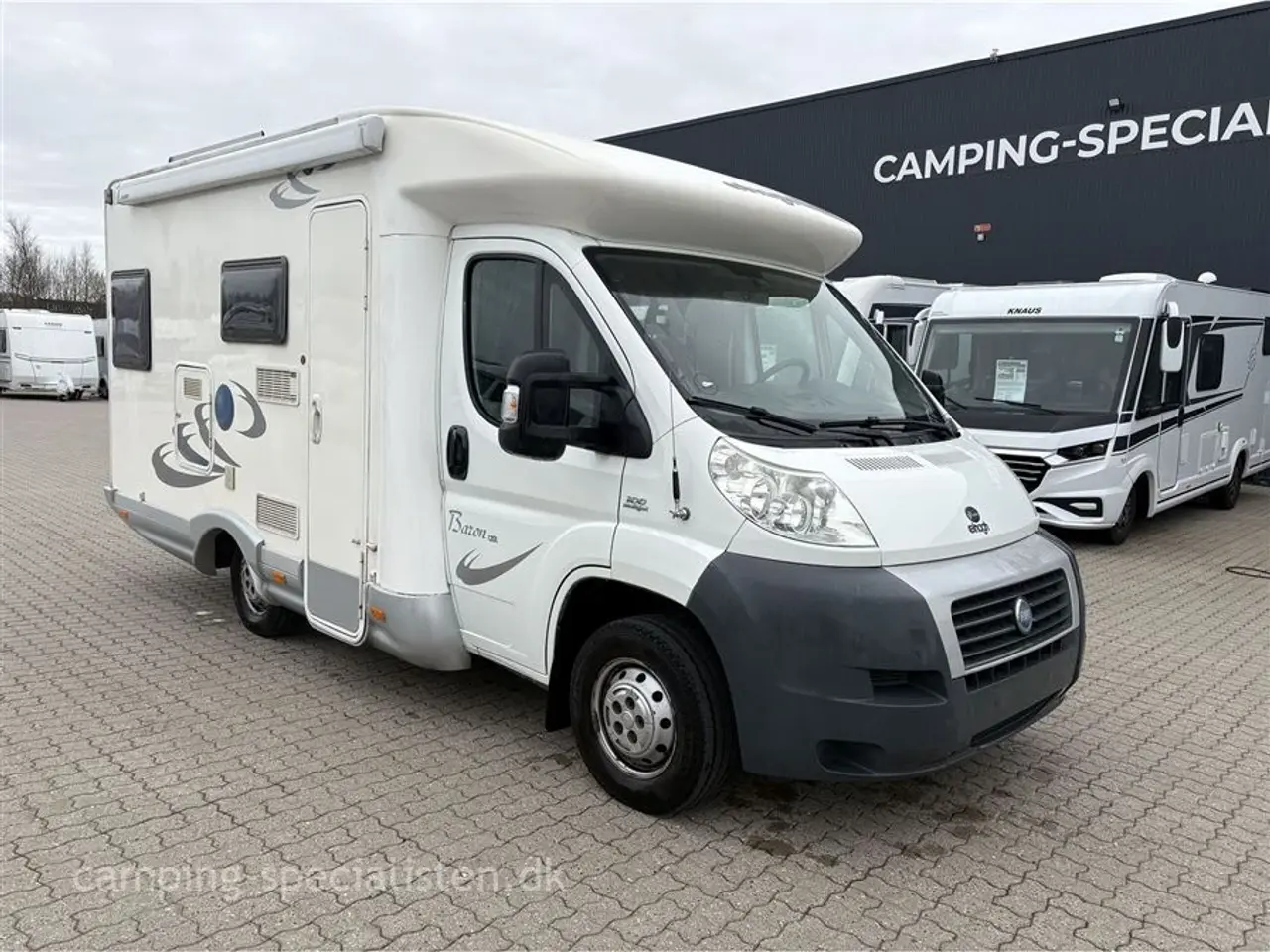 Billede 2 - 2007 - Elnagh Baron 120 L Elnagh Baron 120L 2007 - Se den nu hos Camping-Specialisten.dk
