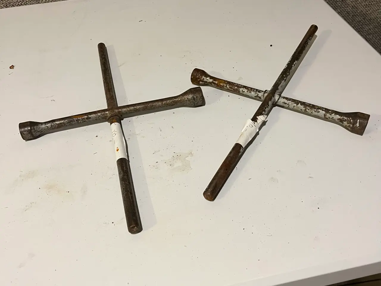 Billede 1 - 2 stk hjul nøgler