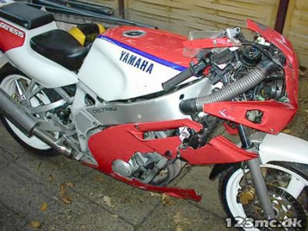 Billede 1 - Yamaha FZR 400 R