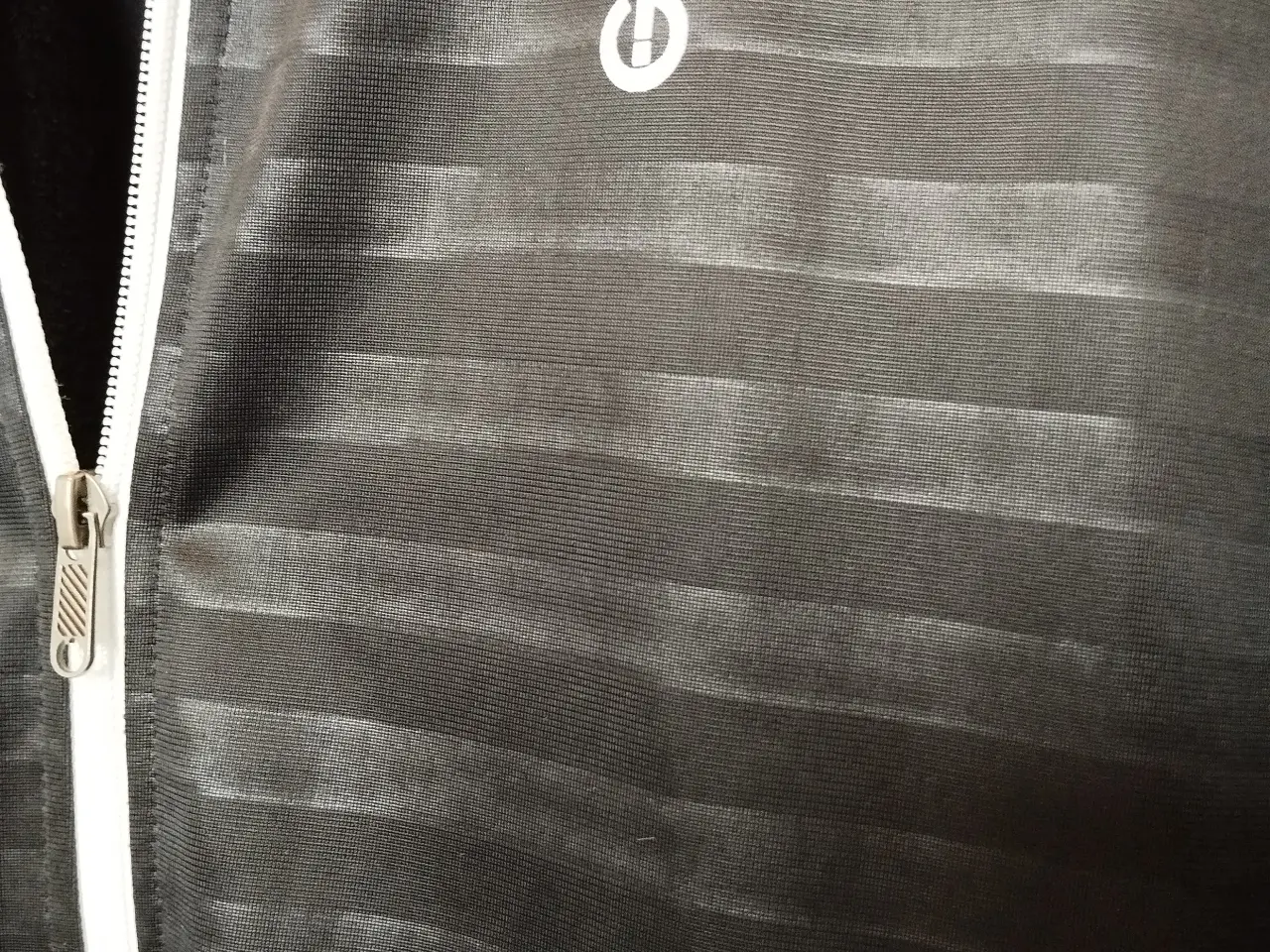Billede 9 - Cardigan / træningstrøje XL