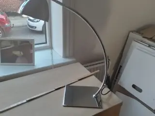 Lampe i rustfrit stål