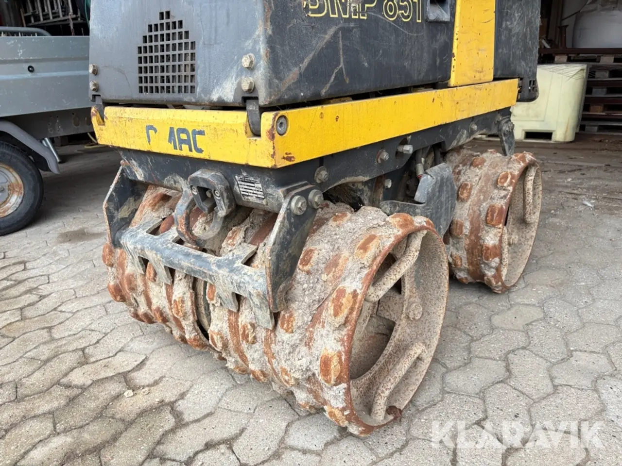 Billede 10 - Rende- og grøftevalse Bomag BMP 851, fjernstyret