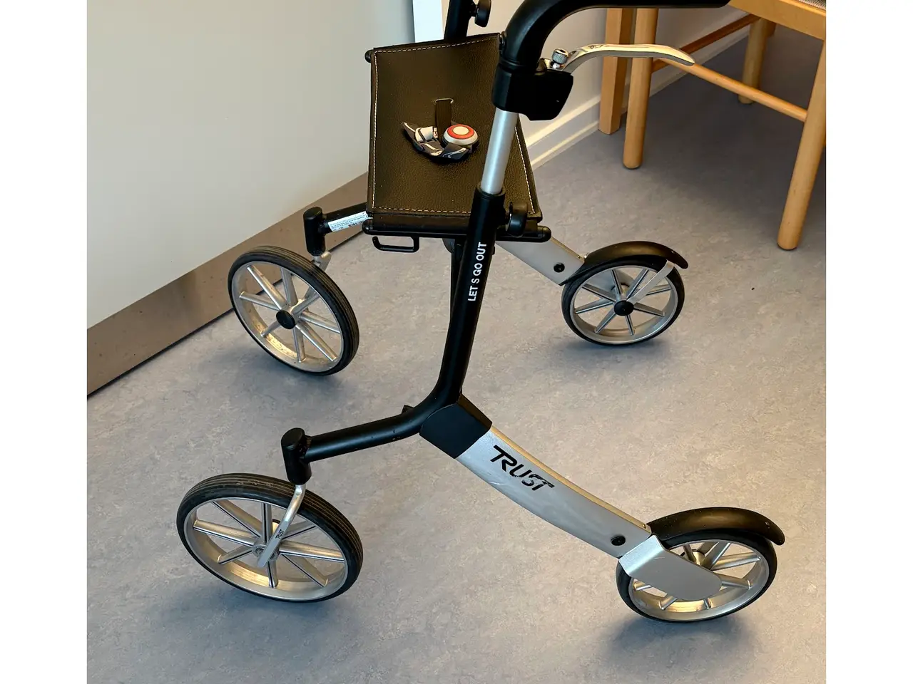 Billede 1 - Trust Care rollator 