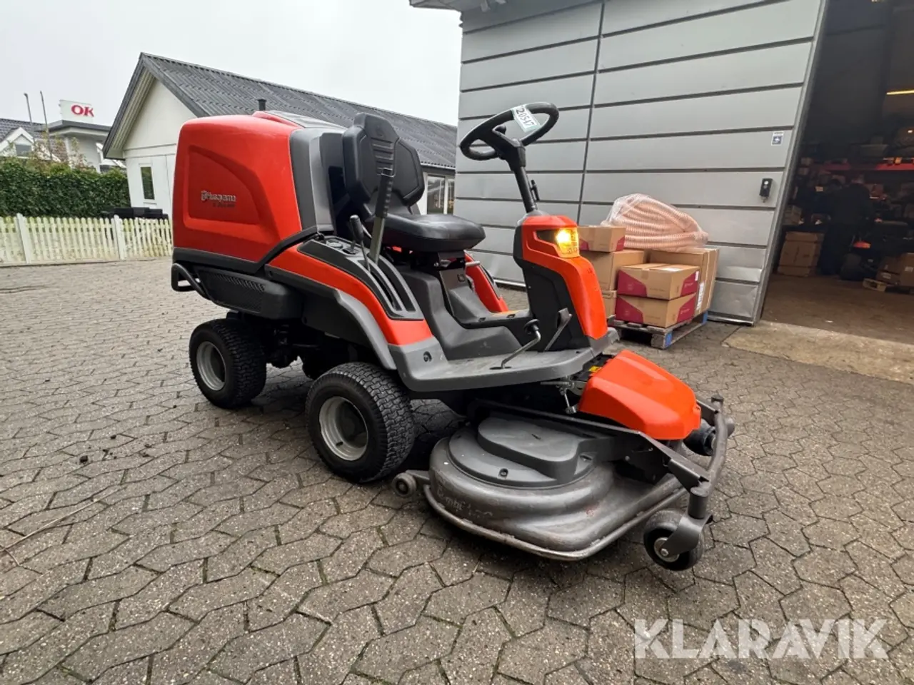 Billede 2 - Græsslåmaskine Husqvarna RC 320Ts AWD