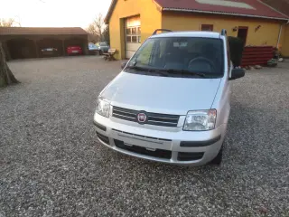Fin Fiat Panda 1.2 i Nysynet/Med træk.