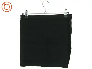 Nederdel fra Kids only (str. 146 cm)