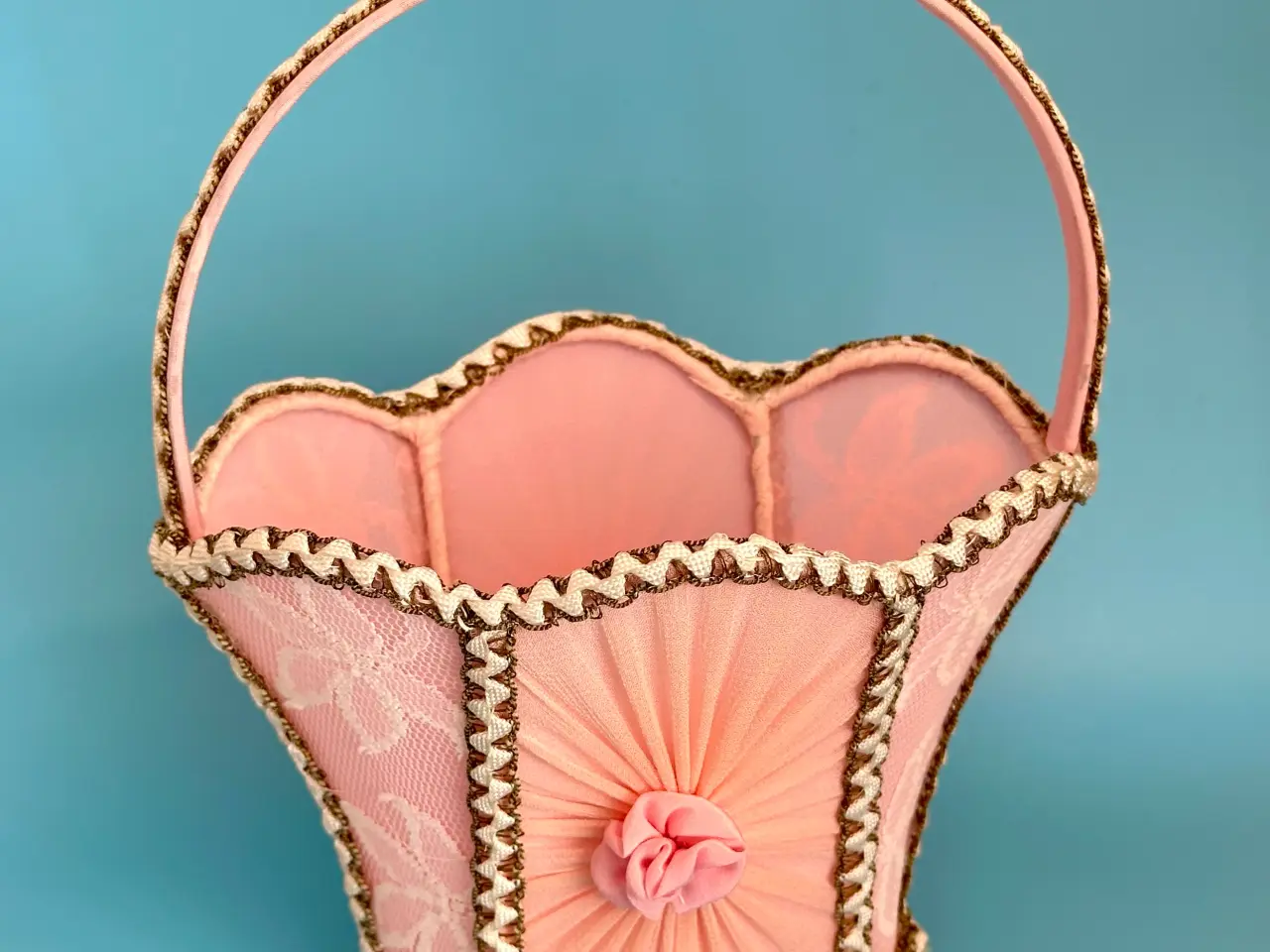 Billede 7 - Smukke pastelpink miniature forfængelighedskurv 