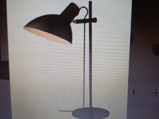 Halo Design Metropole bordlampe 