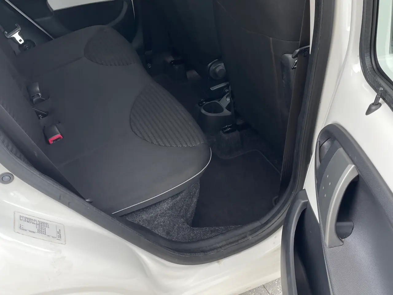 Billede 9 - Velholdt Peugeot 107