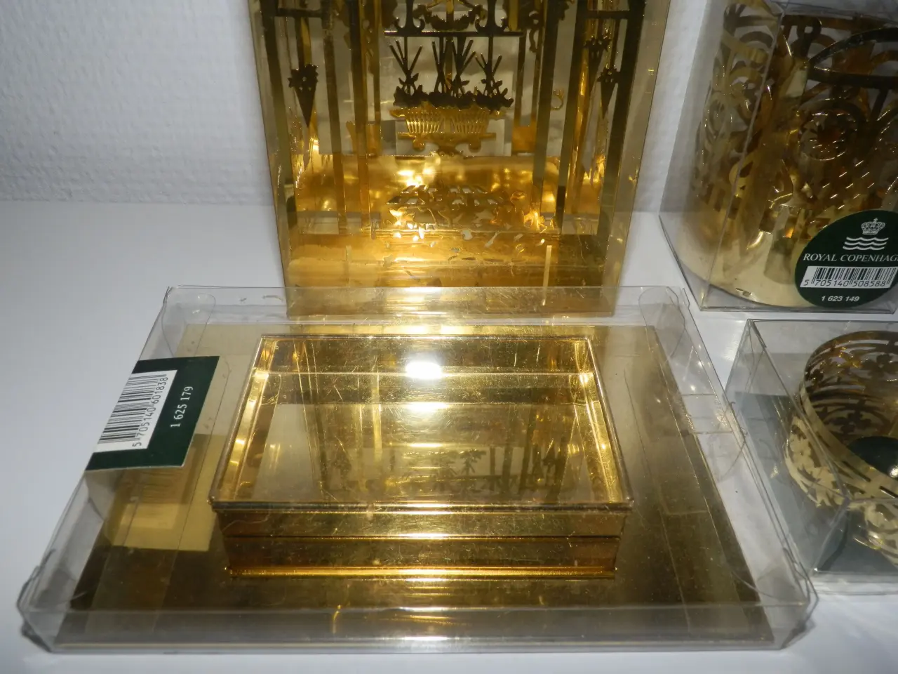 Billede 4 - Royal Copenhagen, Golden Christmas julepynt