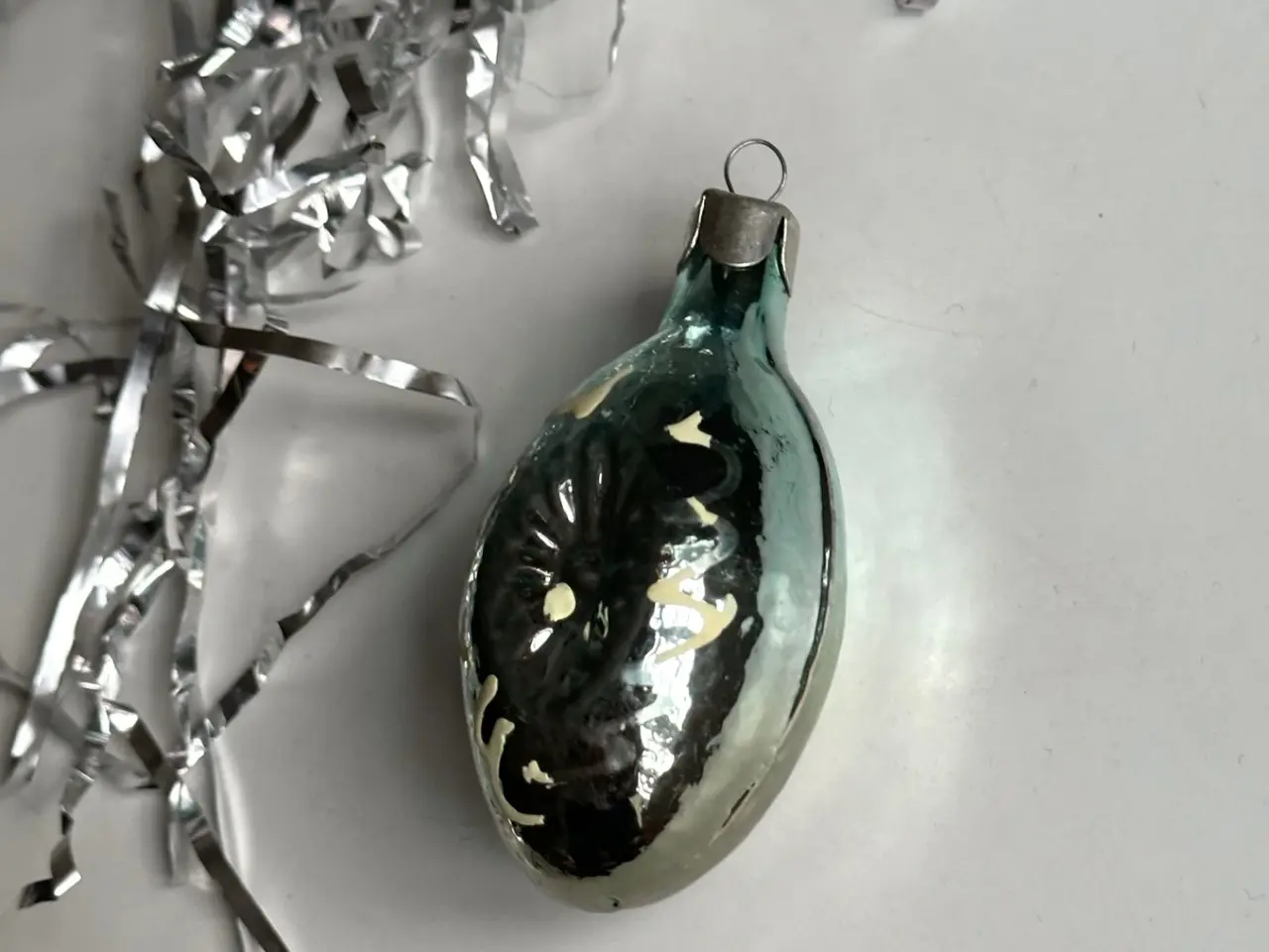 Billede 3 - Isblå kugle m reflektor og deko
