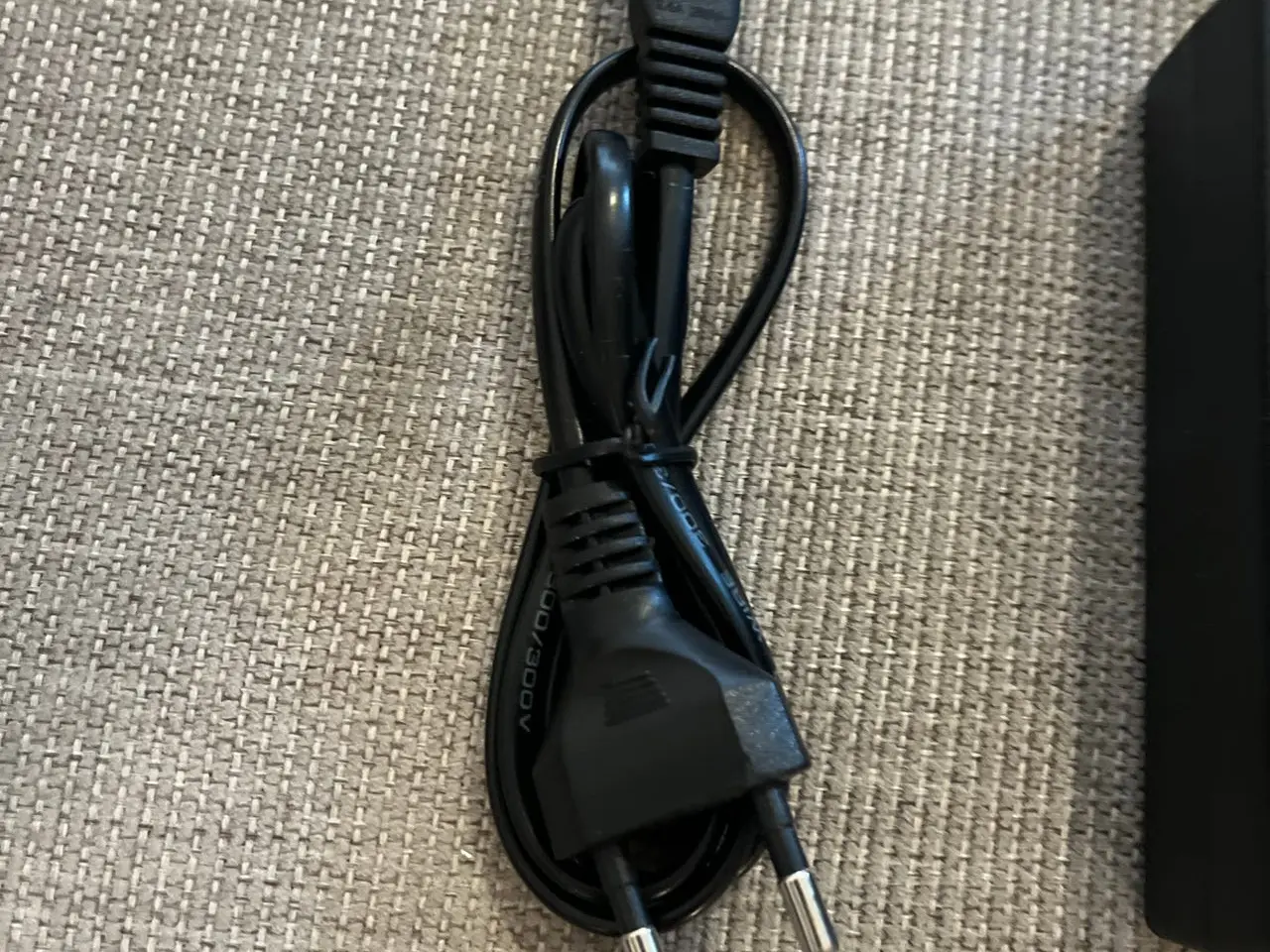 Billede 3 - Elcykel batterioplader 42V 2A med 3-polet stik