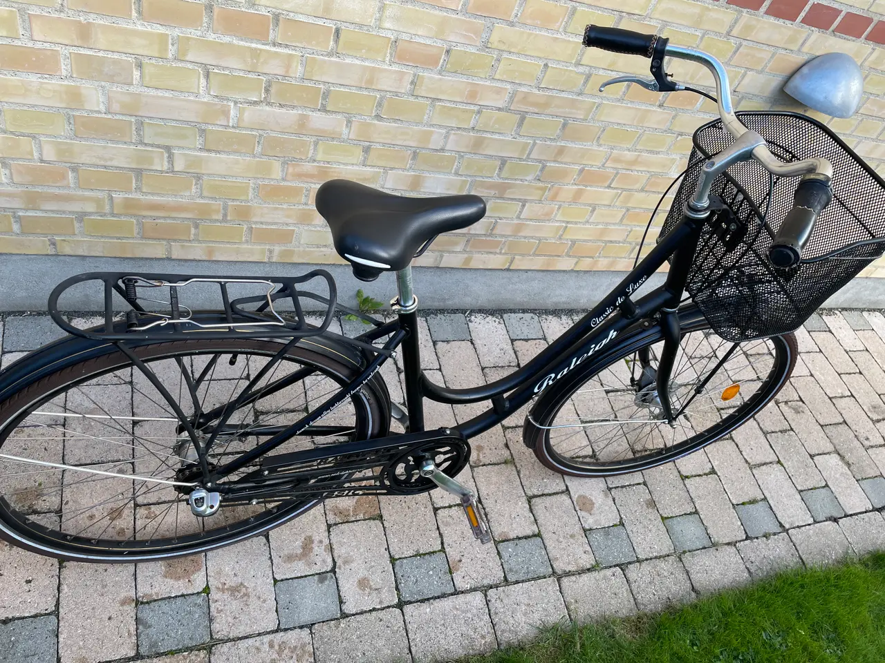 Billede 6 - Stilren Damecykel – 3 Gear – Raleigh: robust cykel