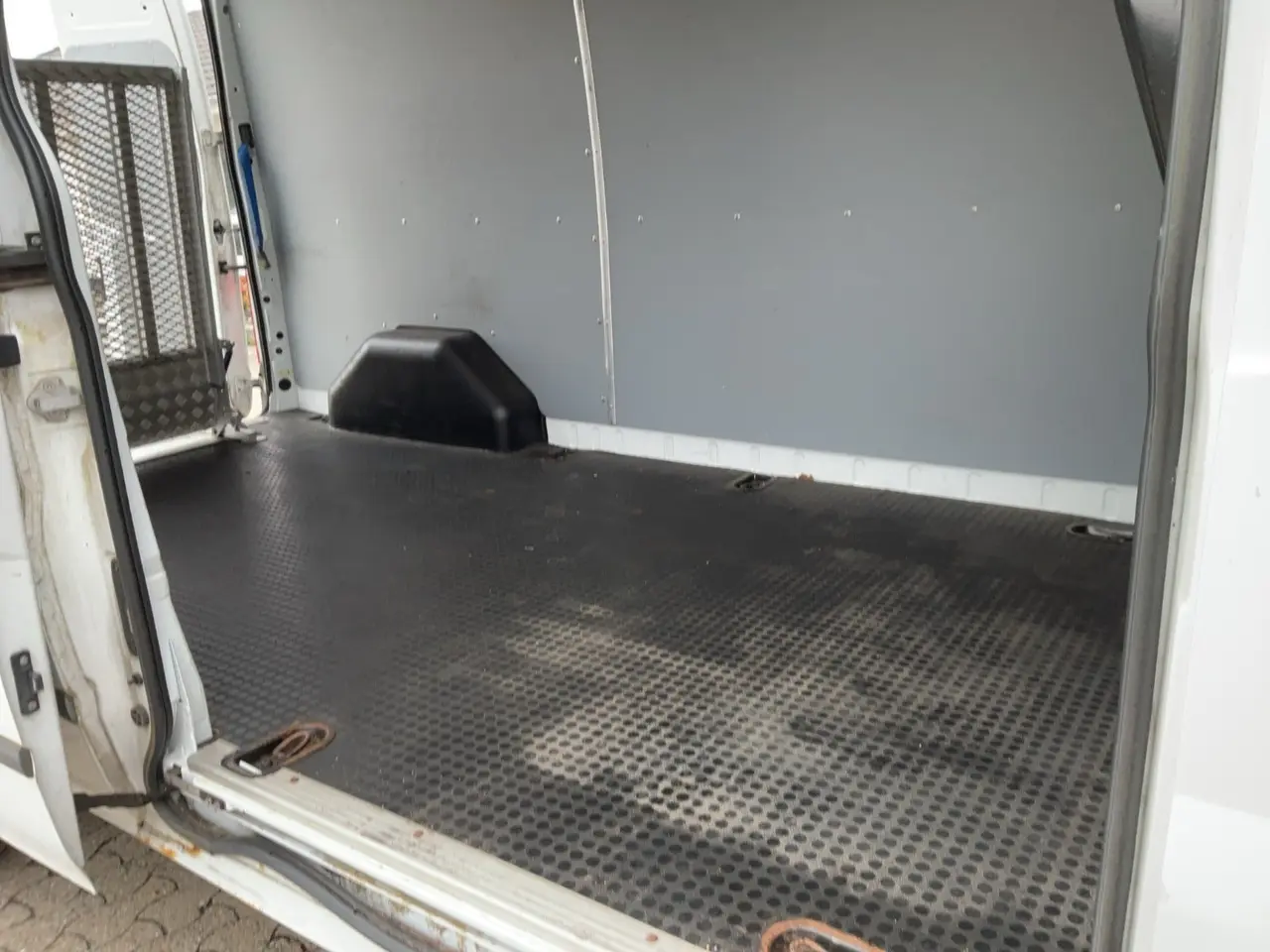 Billede 23 - Ford Transit 350L Van 2,2 TDCi 125 Ambiente FWD