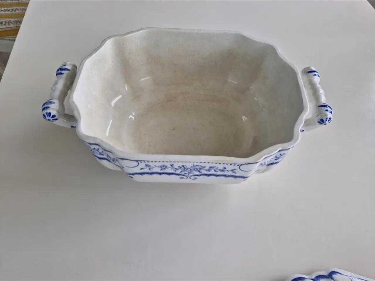 Billede 5 - "Rococo"Gustavsberg. Stor fajanceterrine med Låg